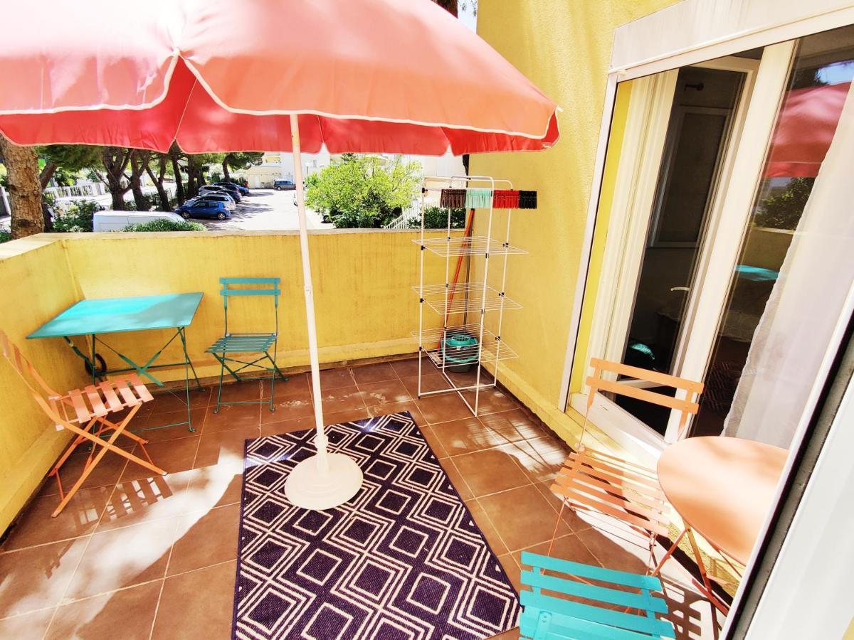 Suite 450 - T4 + 2 Terrasses + Parking Montpellier Exterior foto